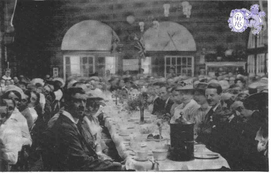 24-003 1919 victory tea at the Bassett Street Girls School South Wigston