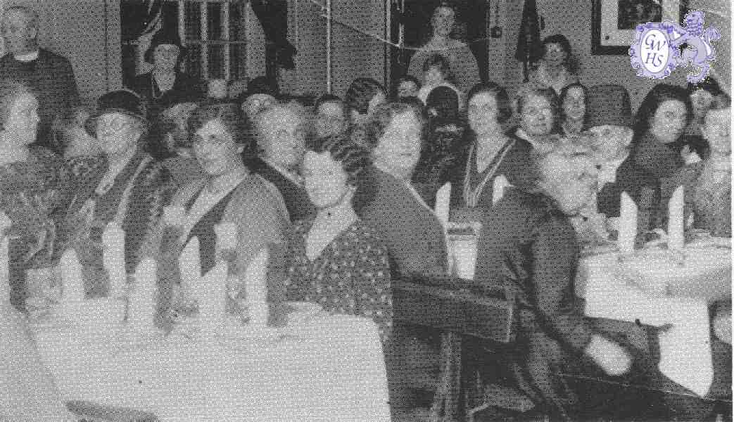 24-060 St Thomas' mothers' Union tea in the church schoolrooms 1934 South Wigston