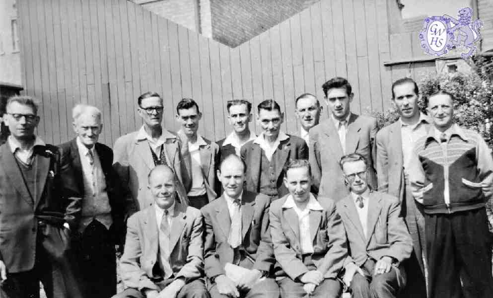 30-980 Wigston Working Men's Club Committee Long Street Wigston Magna