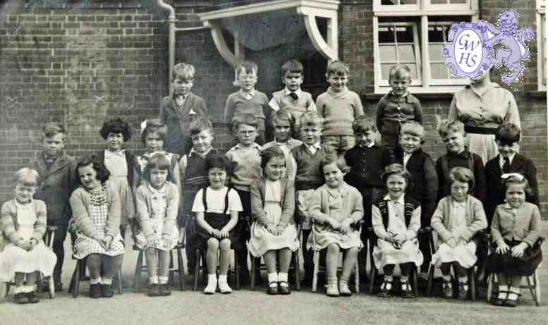 31-307 Bassett Street Infant school mid 50`s South Wigston