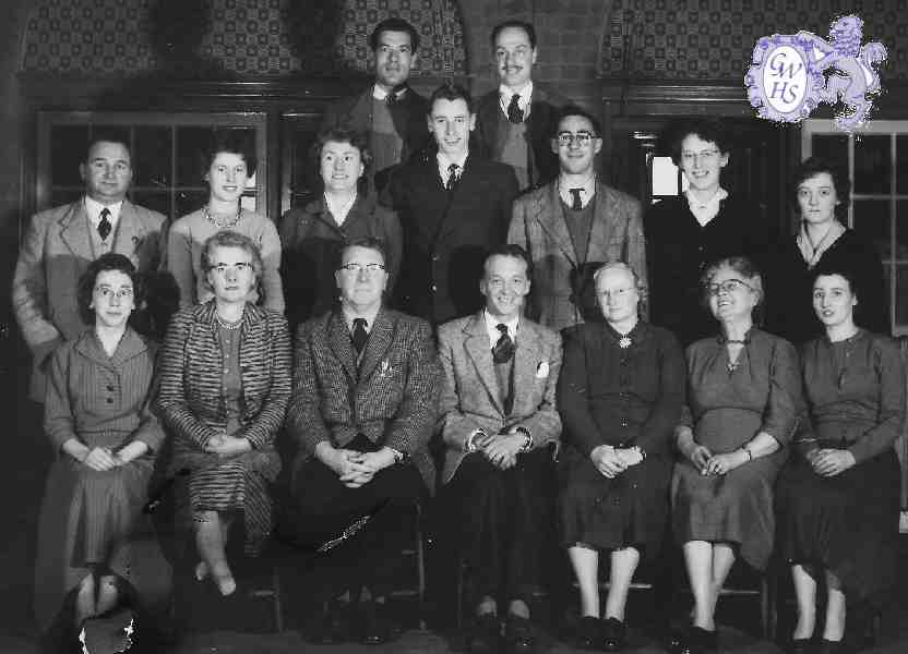 32-056 Teachers at Bassett Street School South Wigston