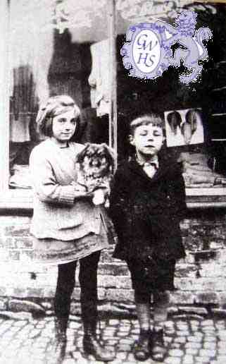 6-62 Dorothy Silverwood and Lesley Brooks - South Wigston c 1920