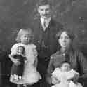 31-182 Fred and Blanche Green with children Blanche and Ivy circa 1915