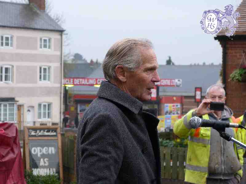 26-205 Wigston Town Centre re-opening and unveiling of the Jubilee Plaque Dec 2014