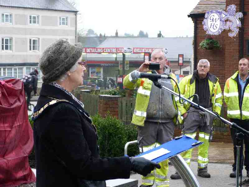 26-210 Wigston Town Centre re-opening and unveiling of the Jubilee Plaque Dec 2014