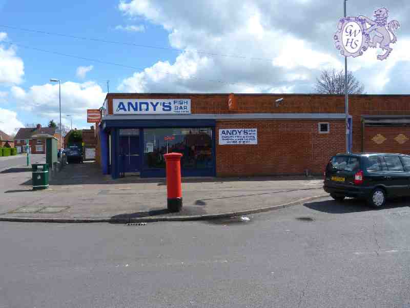 19-365 Andy's Fish Bar Queens Drive Wigston Magna 2012