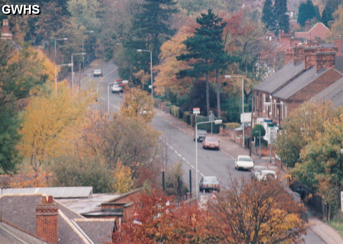 35-187 View from St Thomas Church Tower South Wigston looking along Saffron Road