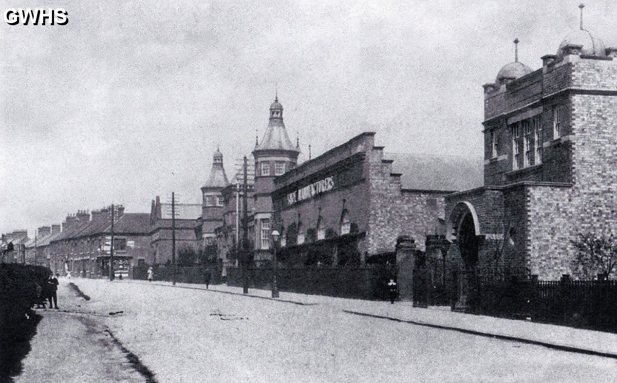 35-292 Saffron Road with Blacks shoe factory c 1945