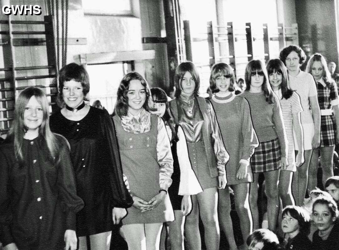 30-825 Miss South Wigston High School 1970