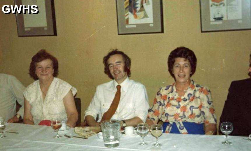32-312 Teachers at South Wigston High School l to r Mrs White  Mr Thomas   Mrs Gilliver