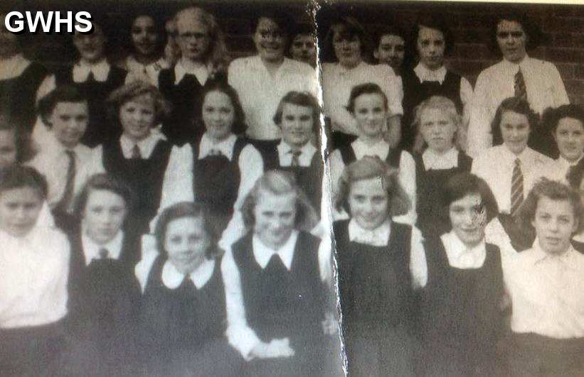33-302 South Wigston High School  1950-51