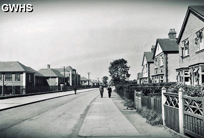 33-037 Blaby Lane now St Thomas’s Road South Wigston in the 1960’s