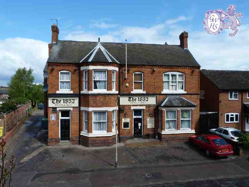 19-408 The 1852 Brewery Company on Station Road Wigston Magna 2012