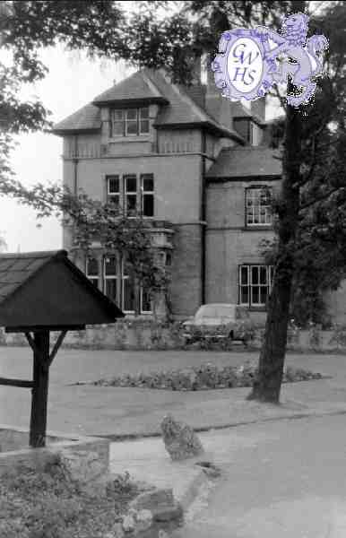 30-776 Bushloe House Station Road Wigston Magna before the building was messed around with