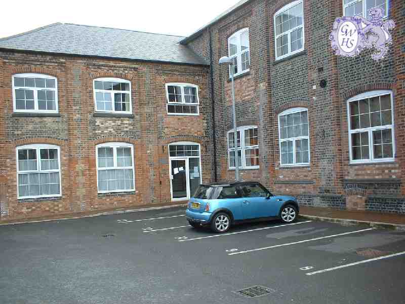24-120 WH Bates, Station Street, South Wigston 2013