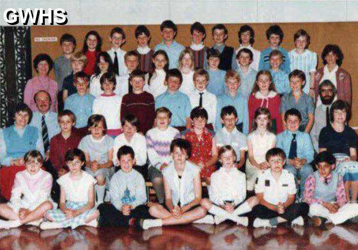 33-747 Thythorn Field County Primary School Little Hill Wigston Magna 1984