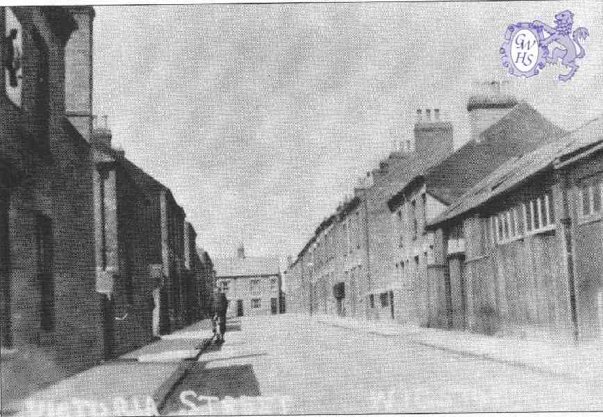 22-144 Victoria Street Wigston Magna circa 1938 timber building on the right was Clay's Garage