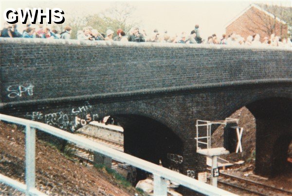 39-012 Opening of Wigston Glan Parva Station 1986