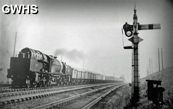 39-077 Unidentified Beyer Garratt  Wigston North Junction 1954