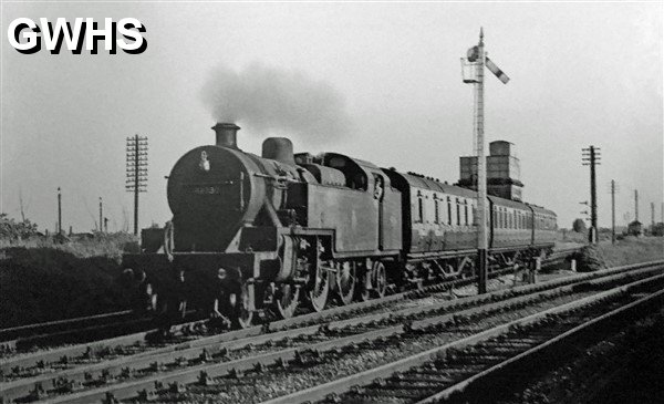 39-096 Fowler 4MT 2-6-4T no 42330 1959 at Leicester Line Junction Wigston North Junction