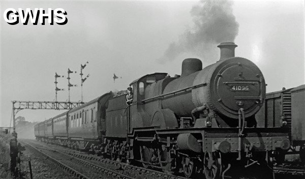 39-110 Compound 4-4-0 No 41096 South Curve up line Wigston North Junction 1948