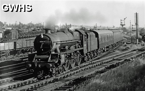 39-124 Jubilee 4-6-0 No 45631 Tanganyika at Wigston North Junction 1963