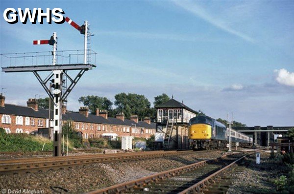 39-198 Passenger service Leicester bound under Spion Kop Bridge Wigston