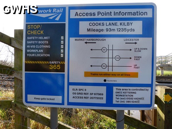 23-722 Sign by New Railway Bridge at end of Cooks Lane Wigston Magna Jan 2014