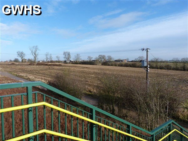 23-724 Taken fron the New Railway Bridge at end of Cooks Lane Wigston Magna Jan 2014 looking towards Tythorne farm