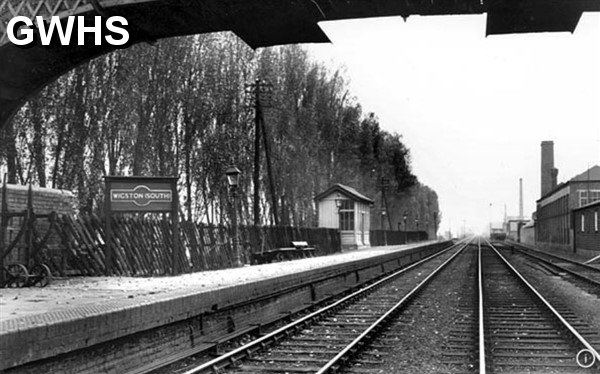30-084 Wigston South Station