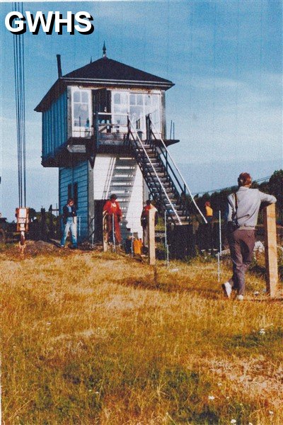 33-193 Kilby Bridge Signal Box being dismantled