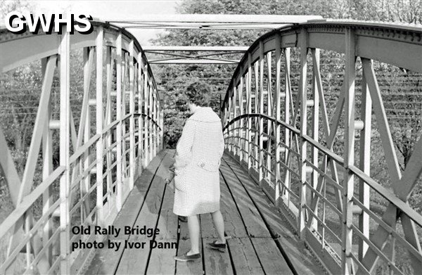 33-564 Old Rally Bridge Wigston Magna 1970's
