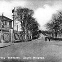 30-518 Level Crossing South Wigston