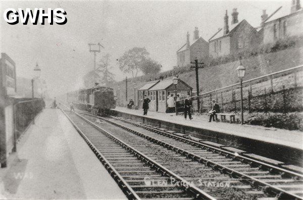 35-984 Glen Parva Station LNWR c 1900