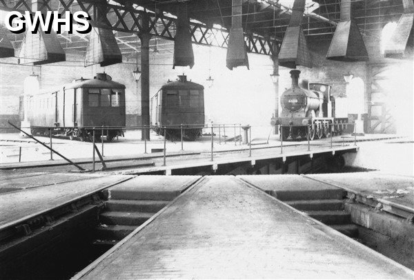 7-152a Inside Round House South Wigston 1934 engine Midland Class II built circa 1870
