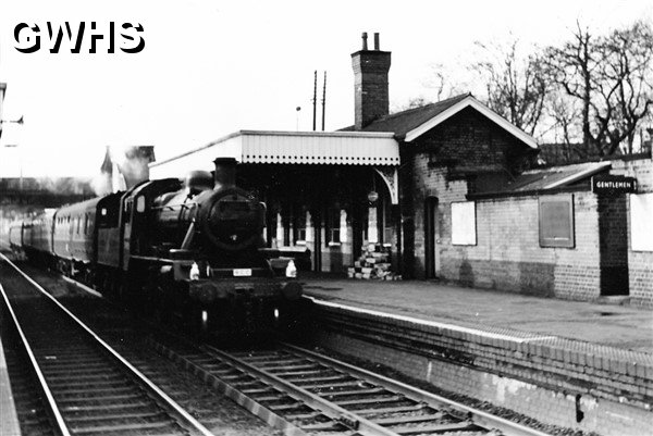 7-158a Wigston Magna station