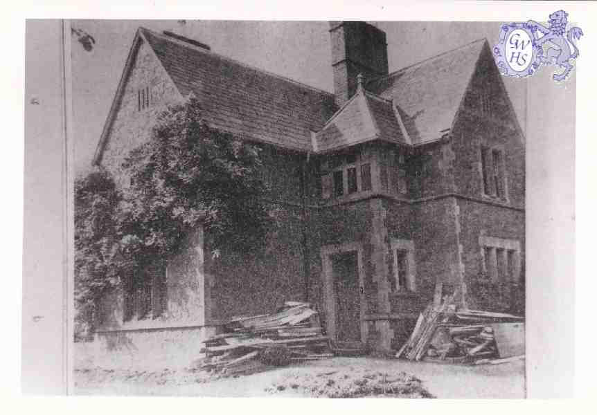 8-318 Wigston Cemetery Lodge on Welford Road awaiting demolition