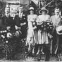 22-167 Lewin family 1930 Bill Ernie Stella Jess and Ern at 20 Central Avenue Wigston Magna 